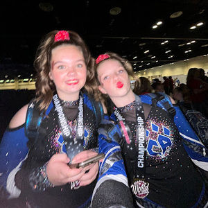 Meet your Posher, Avery